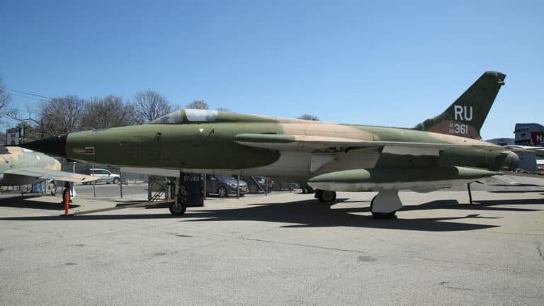 F-105 Fighter Jet, The Thunderchief 11 F-105 Thunderchief