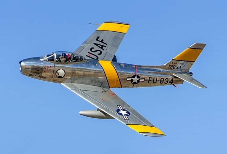 F-86 Sabre 5 F-86 Sabre